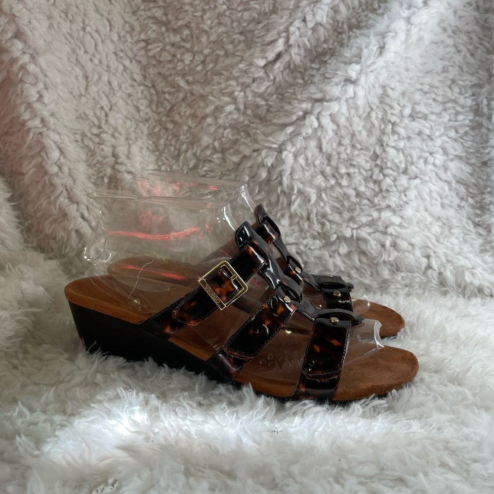 VIONIC RADIA Tortoise Patent Adjustable Strap Wedge Sandals Size 9